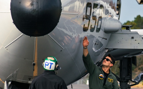 VX-1 conducts flight operations