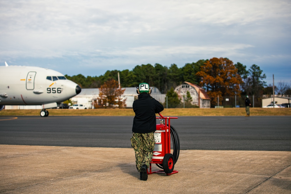VX-1 conducts flight operations