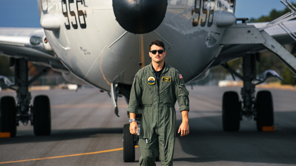 VX-1 conducts flight operations