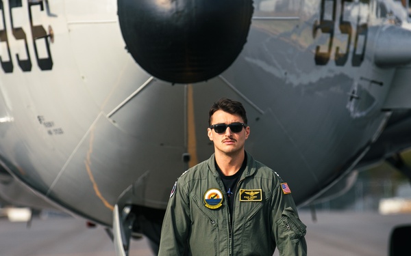 VX-1 conducts flight operations