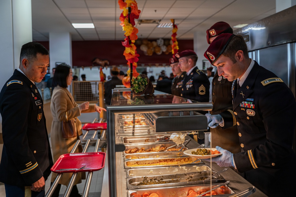 USAG-Italy Celebrates Thanksgiving 2025