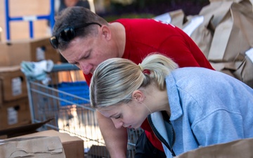 Operation Warm Heart: Thanksgiving Meal Giveaway