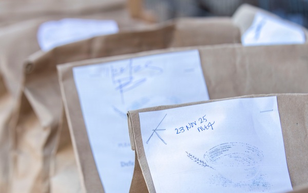 Operation Warm Heart: Thanksgiving meal giveaway