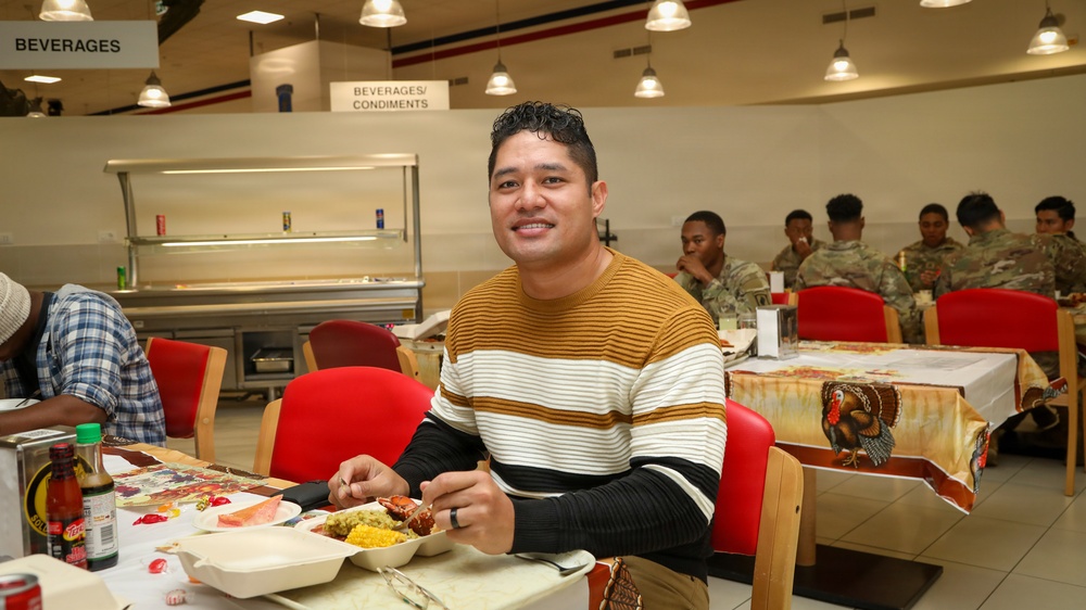 SETAF-AF Soldier enjoys Thanksgiving meal