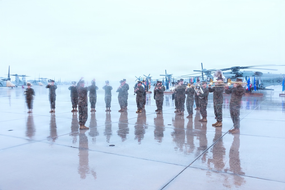 Marine Heavy Helicopter Squadron (HMH) 464 Change of Command Ceremony