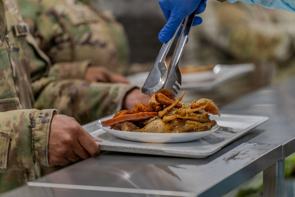 Gen. Donahue Conducts Ribbon Cutting Ceremony and Visits U.S. Soldiers for Thanksgiving in Lithuania