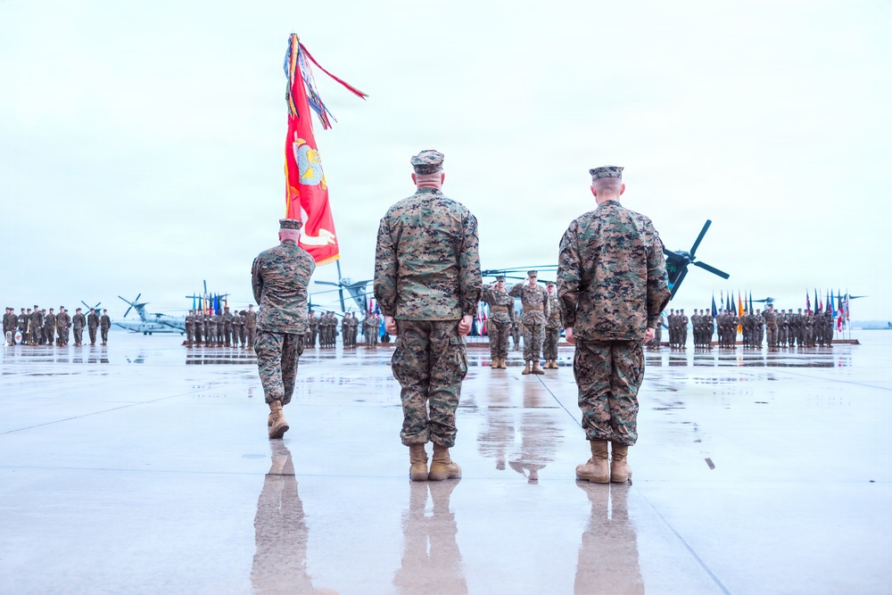 Marine Heavy Helicopter Squadron (HMH) 464 Change of Command Ceremony