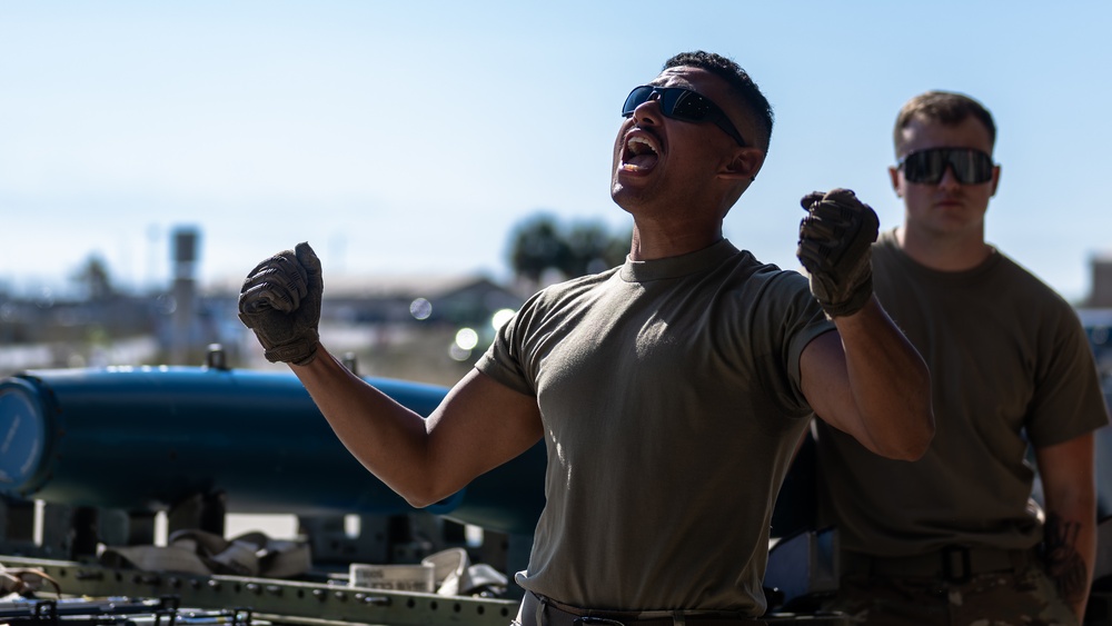 95th FGS, 44th MXS conduct first integrated F-35 weapons load competition at Tyndall