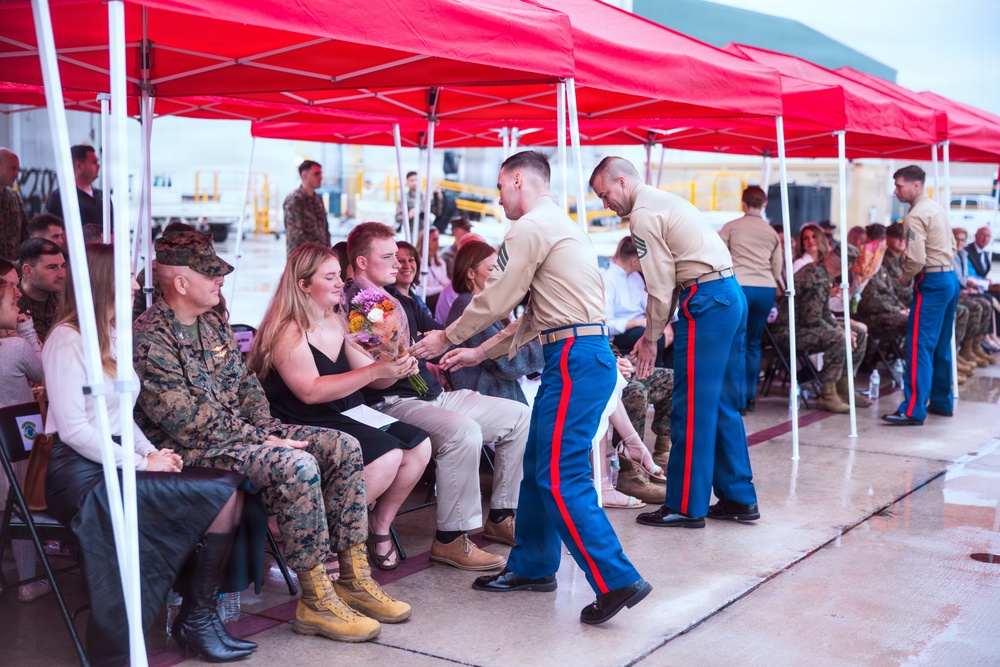 Marine Heavy Helicopter Squadron (HMH) 464 Change of Command Ceremony