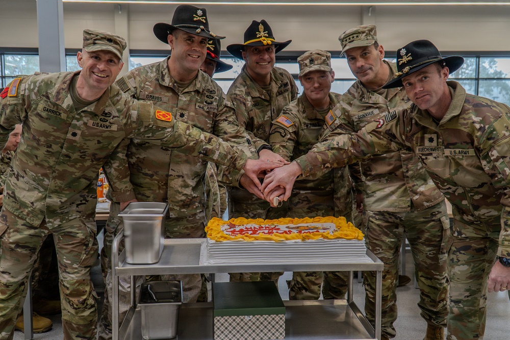 Gen. Donahue Conducts Ribbon Cutting Ceremony and Visits U.S. Soldiers for Thanksgiving in Lithuania