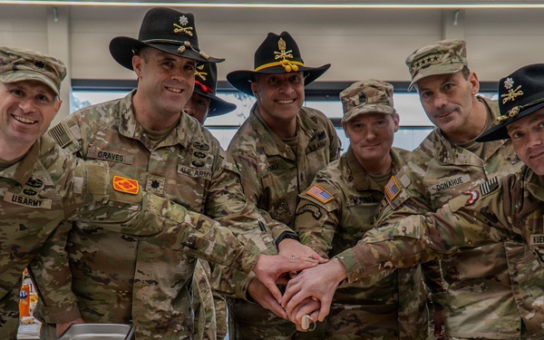 Gen. Donahue Conducts Ribbon Cutting Ceremony and Visits U.S. Soldiers for Thanksgiving in Lithuania