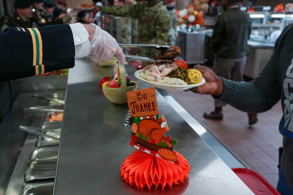 3rd Special Forces Group Marks Holiday With Thanksgiving Meal