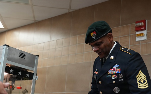 3rd Special Forces Group Marks Holiday With Thanksgiving Meal