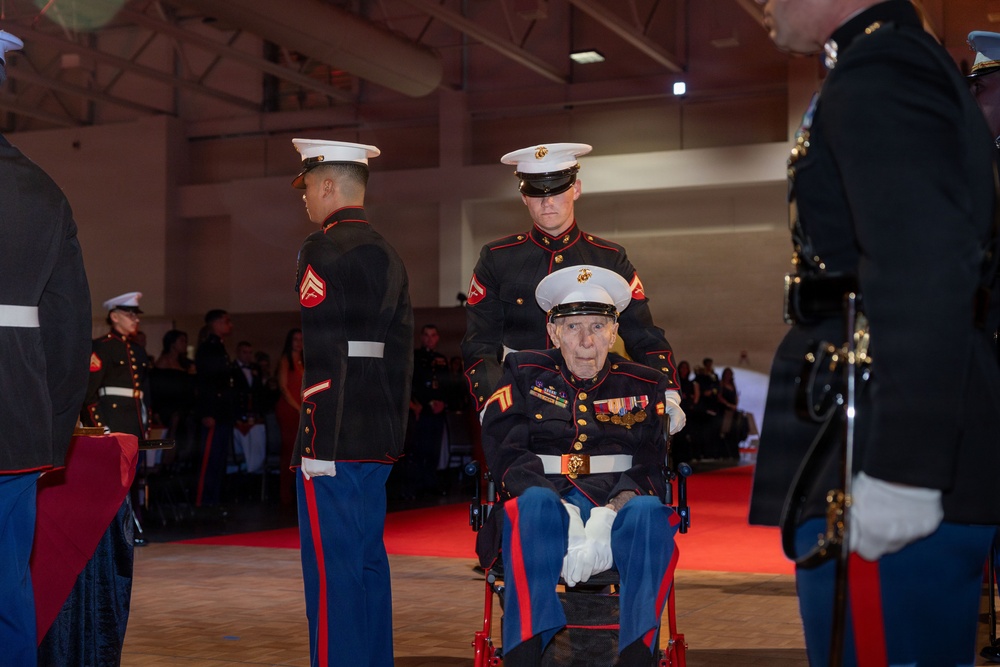 MARSOC's Hosts 250th Marine Corps Birthday Ball