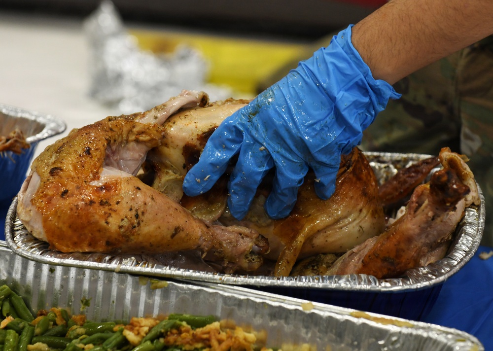 Offutt members enjoy giving thanks before the holidays