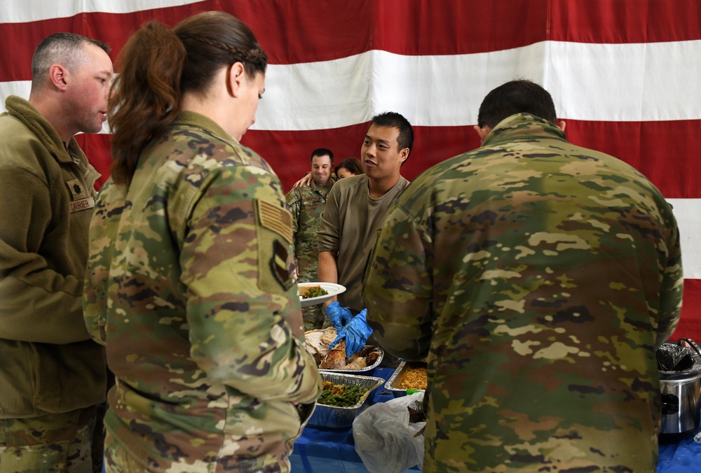Offutt members enjoy giving thanks before the holidays