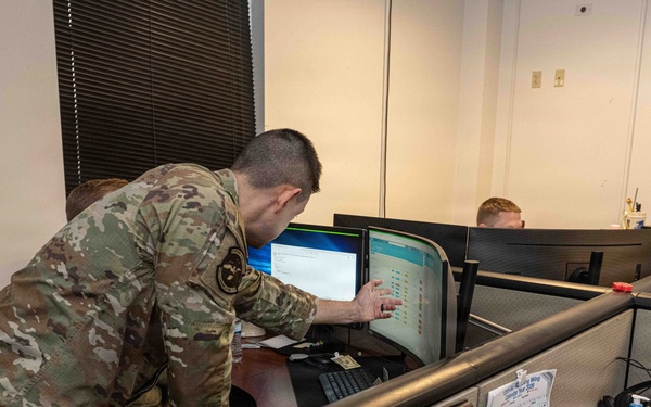 Undercover Colonel: Comm Flight