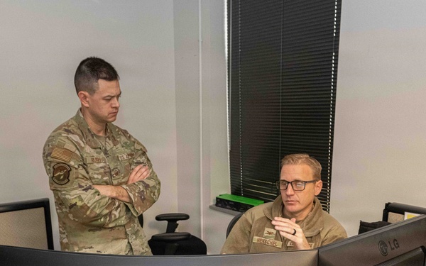 Undercover Colonel: Comm Flight