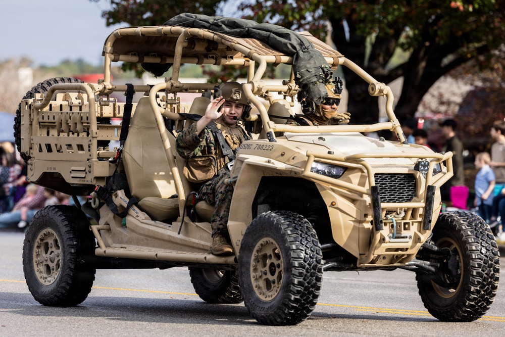 Jacksonville-Onslow County Chamber of Commerce 71st Annual Holiday Parade