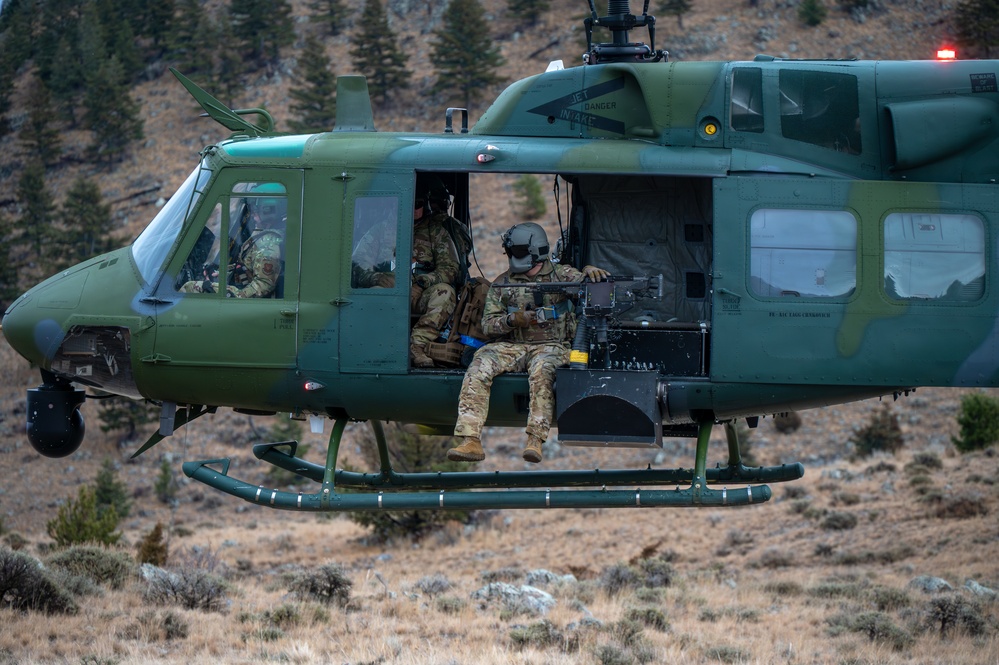 Montana's first aerial gunnery range established by 40th Helicopter Squadron