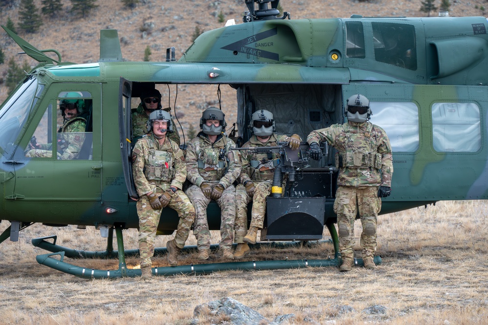 Montana's first aerial gunnery range established by 40th Helicopter Squadron