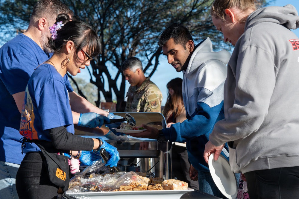 Thanksgiving Dorm Bash
