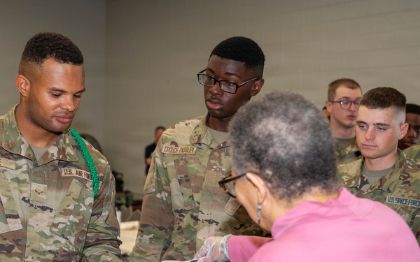11th Wing hosts Thanksgiving lunch for JBAB community