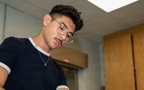 11th Wing hosts Thanksgiving lunch for JBAB community