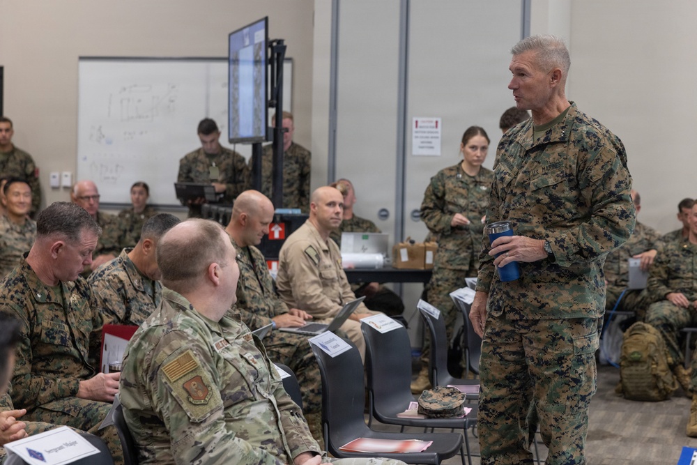 I Marine Expeditionary Force holds Steel Knight Rehearsal of Concept brief