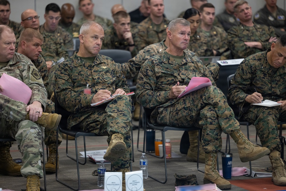 I Marine Expeditionary Force holds Steel Knight Rehearsal of Concept brief