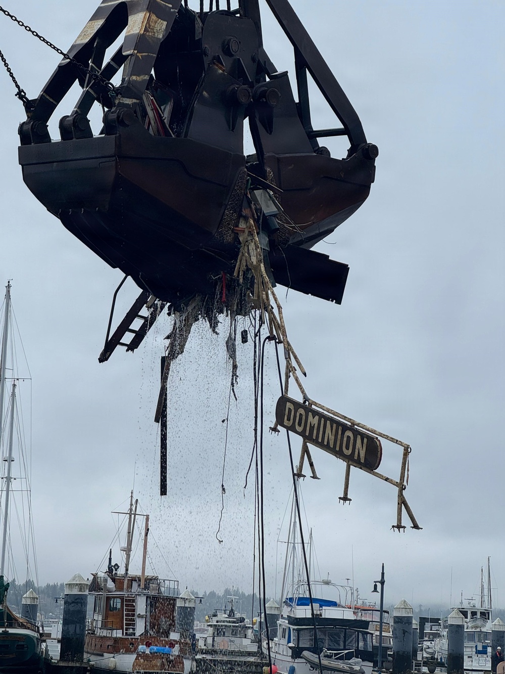 Unified Command concludes response to Tug Dominion sinking in Bremerton Marina
