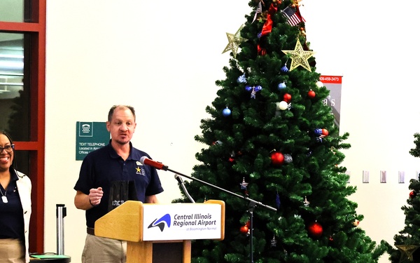 Illinois National Guard Joins American Gold Star Families in Holiday Tree Lighting in Bloomington
