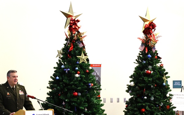Illinois National Guard Joins American Gold Star Families in Holiday Tree Lighting in Bloomington