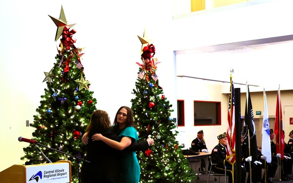 Illinois National Guard Joins American Gold Star Families in Holiday Tree Lighting in Bloomington