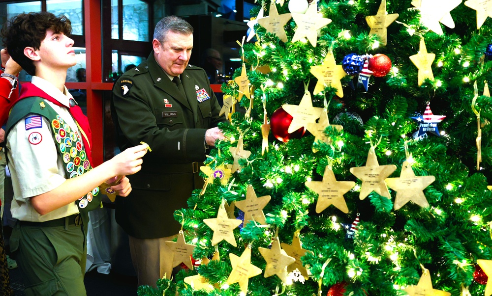 Illinois National Guard Joins American Gold Star Families in Holiday Tree Lighting in Bloomington