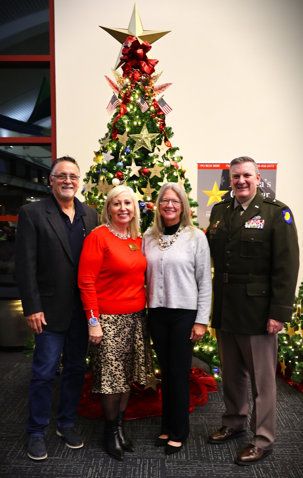 Illinois National Guard Joins American Gold Star Families in Holiday Tree Lighting in Bloomington