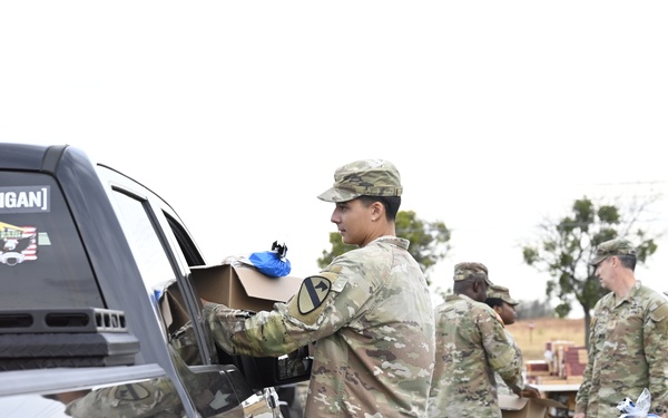 Thanksgiving Basket Giveaway