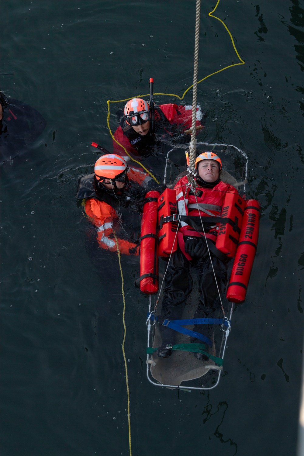 Command Naval Surface Forces Reserve Conduct SAR Evolution Aboard USS Paul Hamilton (DDG 60)