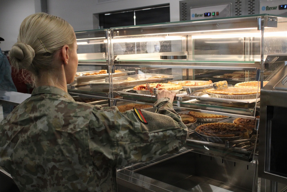 Soldiers Enjoy Thanksgiving Meal in New Lithuanian Dining Facility
