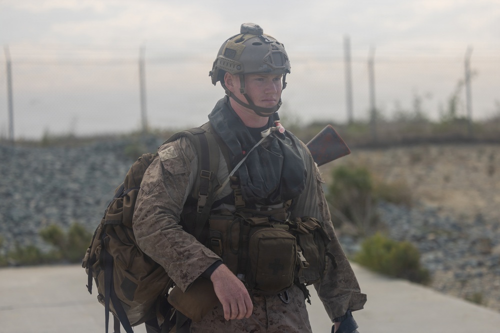 1st Recon Bn, VMX-1 conduct helocast using CH-53K