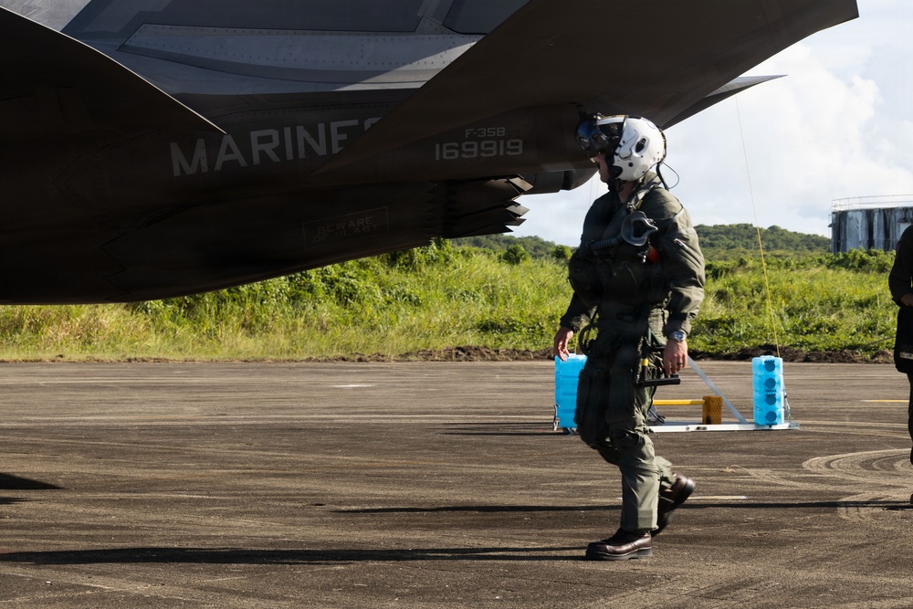 VMFA-225 conducts flight operations in Puerto Rico