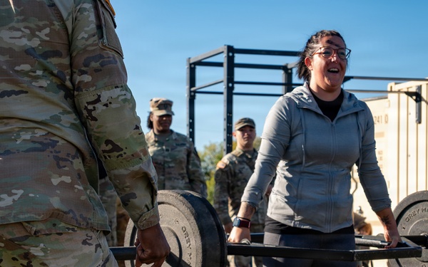 Maverick Battalion conducts a Spouse Spur Ride for 1st Cavalry Division Troopers' spouses