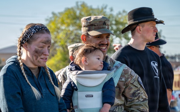 Maverick Battalion conducts a Spouse Spur Ride for 1st Cavalry Division Troopers' spouses