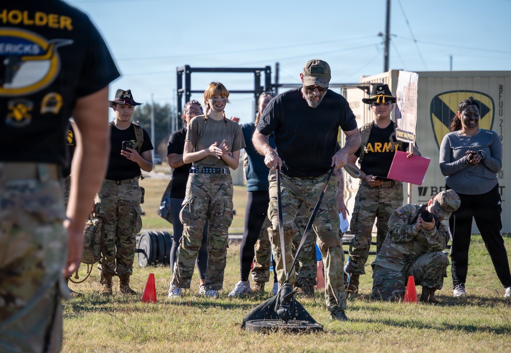 Maverick Battalion conducts a Spouse Spur Ride for 1st Cavalry Division Troopers' spouses