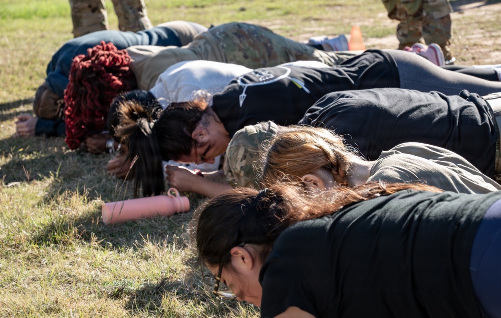 Maverick Battalion conducts a Spouse Spur Ride for 1st Cavalry Division Troopers' spouses