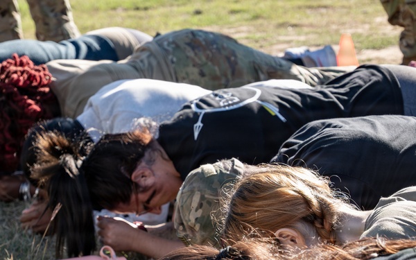 Maverick Battalion conducts a Spouse Spur Ride for 1st Cavalry Division Troopers' spouses
