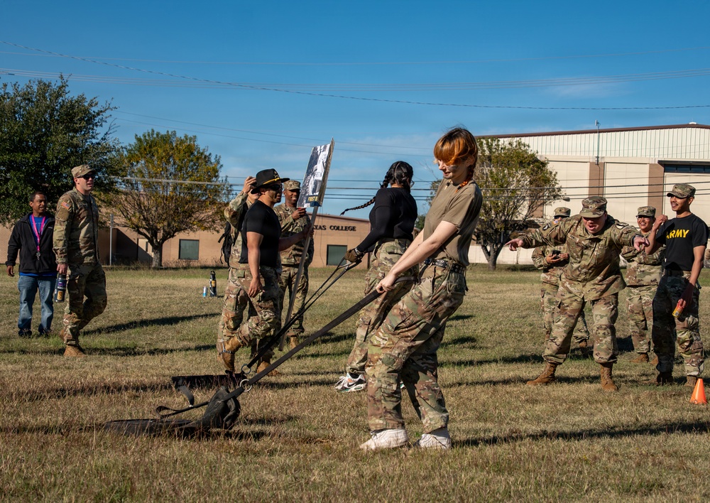Maverick Battalion conducts a Spouse Spur Ride for 1st Cavalry Division Troopers' spouses