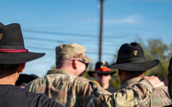 Maverick Battalion conducts a Spouse Spur Ride for 1st Cavalry Division Troopers' spouses