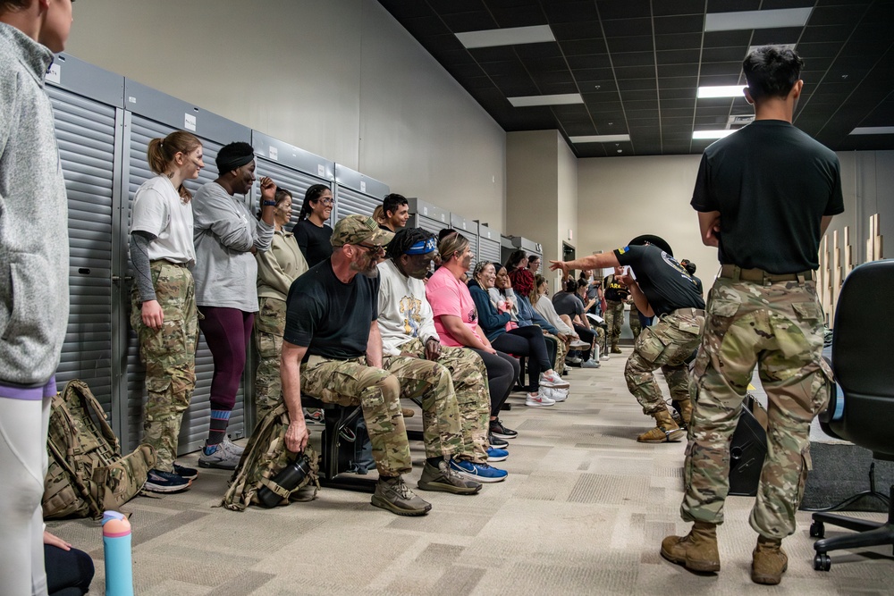 Maverick Battalion conducts a Spouse Spur Ride for 1st Cavalry Division Troopers' spouses
