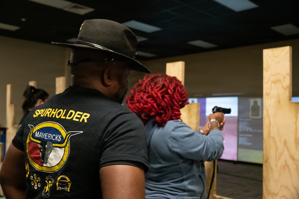 Maverick Battalion conducts a Spouse Spur Ride for 1st Cavalry Division Troopers' spouses